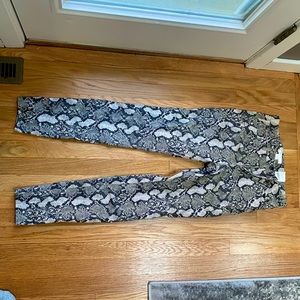 Snake skin jeans🐍🐍